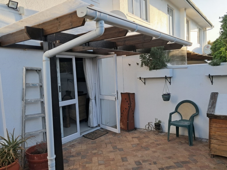 To Let 3 Bedroom Property for Rent in Diep River Western Cape